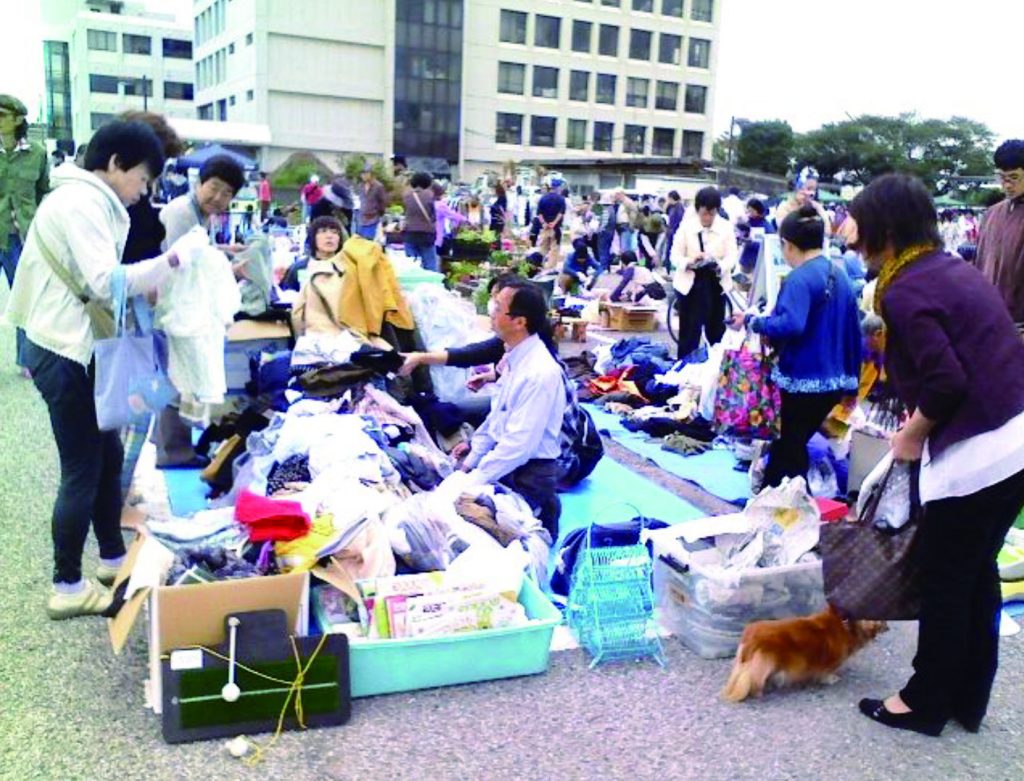 毎月第一日曜日開催　八千代 友・遊・福祉バザール