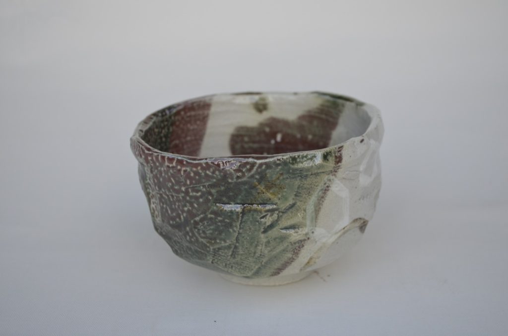 土と炎が織りなす「アート」の世界 25周年記念「守谷陶芸会展」12月23日まで開催【守谷市】