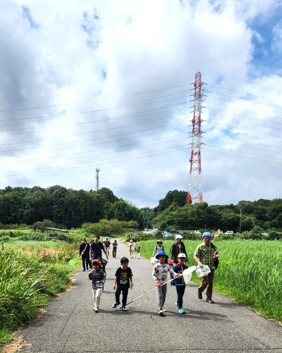 「ふるまぎ里山ミュージアムを実現させる会」発足メンバーと観察会の様子