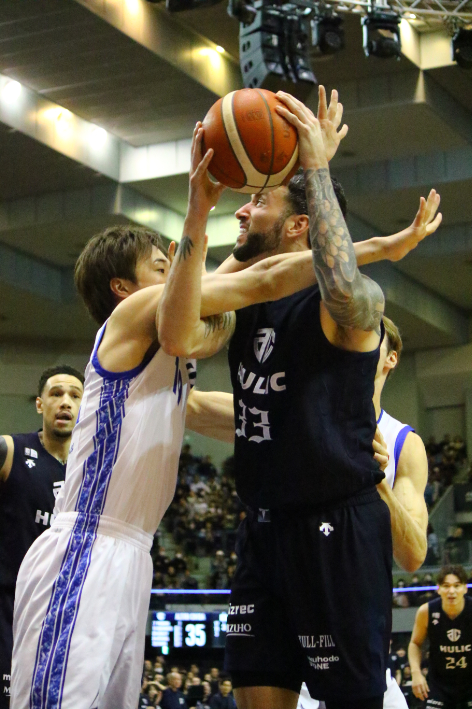 #33エヴァンスルーク選手 （C）地域新聞社