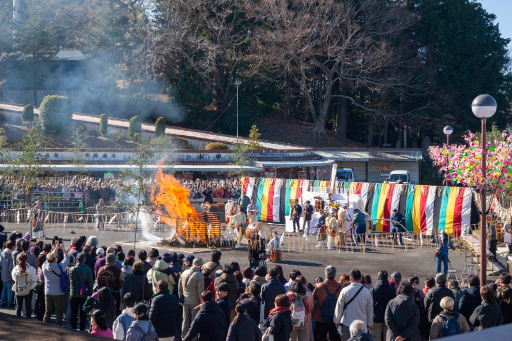 毎年たくさんの人が訪れる