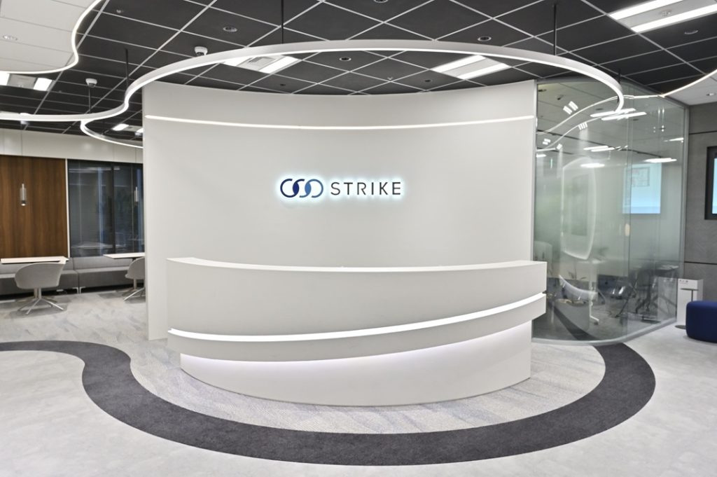 【M&A仲介業】株式会社ストライク