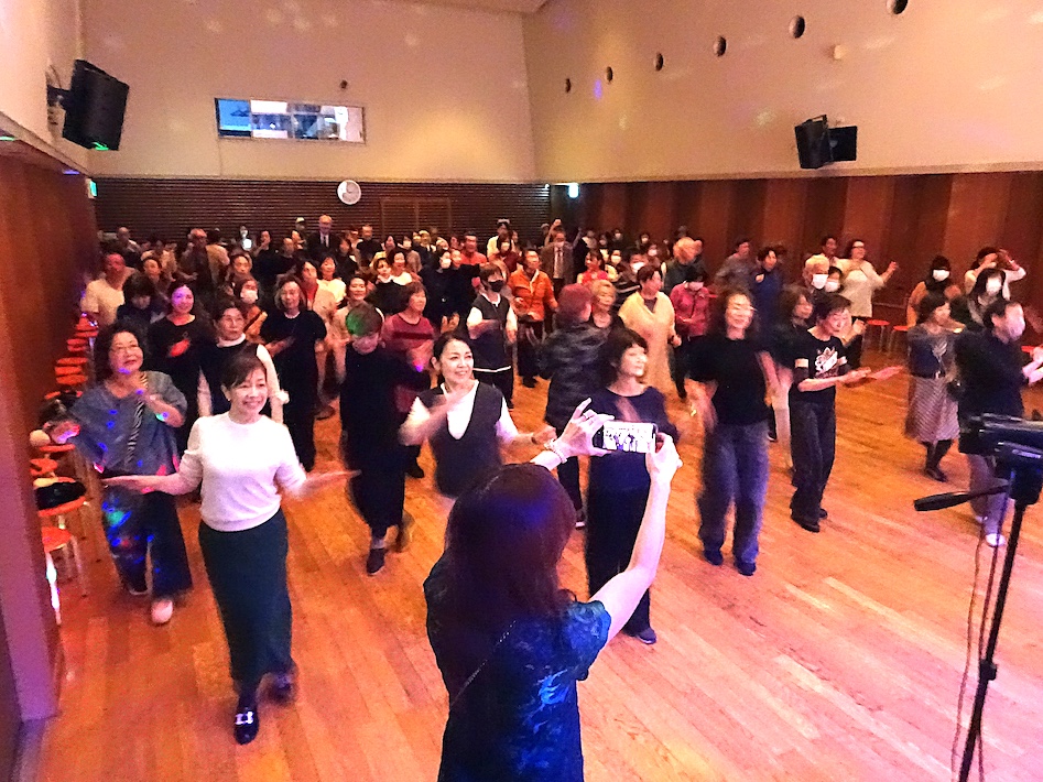 「シルバーディスコ(R)」 de フィーバー