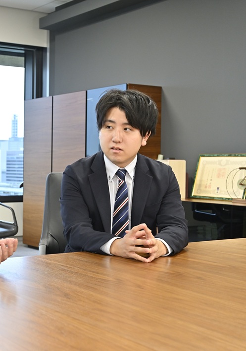 【M&A仲介業】株式会社ストライク