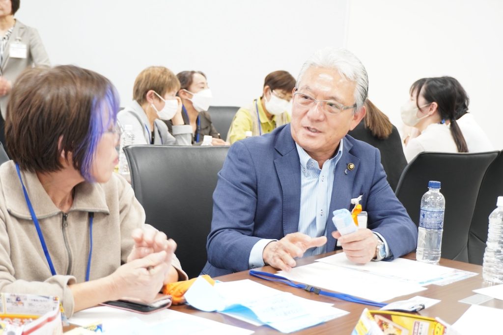 サーバーが画像を処理できません。このエラーは、サーバーが忙しいか、タスクを完了するために十分なリソースがない場合に発生します。小さな画像をアップロードすれば解決するかもしれません。推奨する最大サイズは2560ピクセルです。