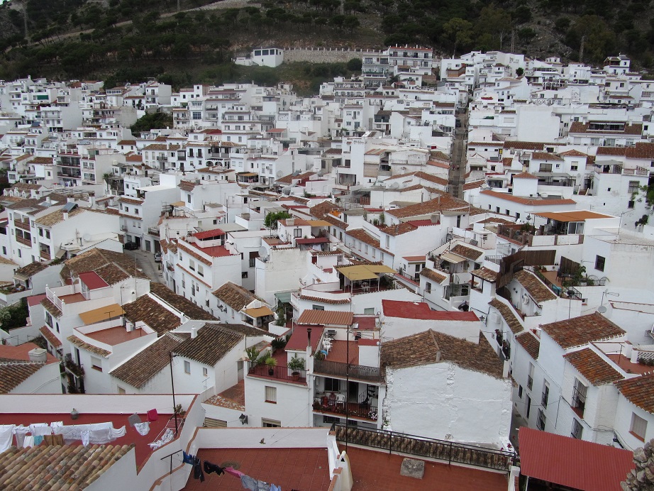 ミハス(スペイン)を訪ねて~作家・秋山秀一「旅の記憶(48)」