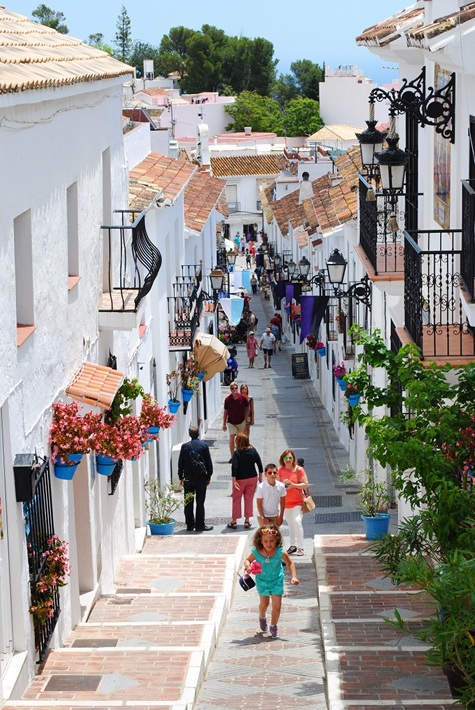 ミハス(スペイン)を訪ねて~作家・秋山秀一「旅の記憶(48)」