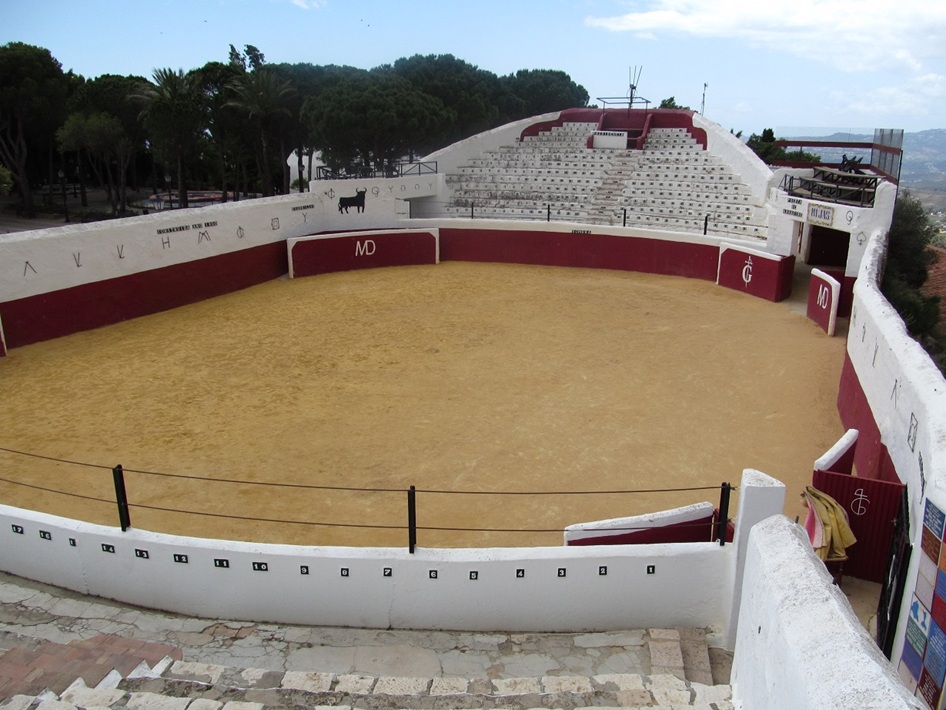 ミハス(スペイン)を訪ねて~作家・秋山秀一「旅の記憶(48)」