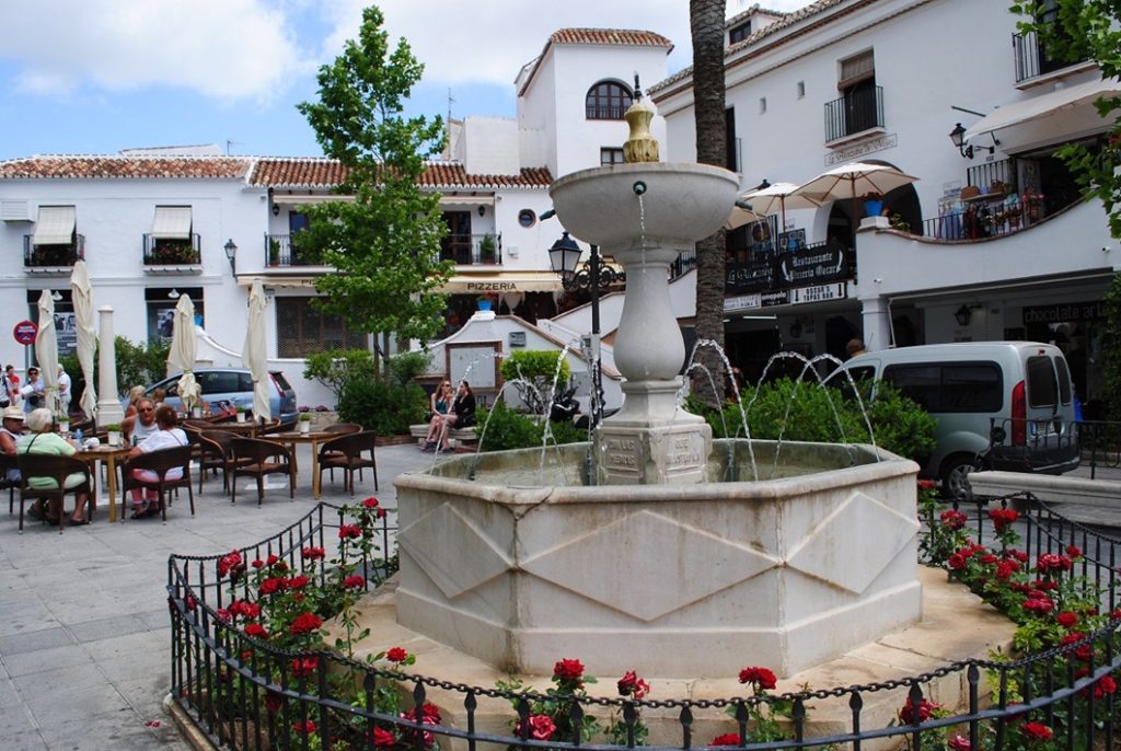 ミハス(スペイン)を訪ねて~作家・秋山秀一「旅の記憶(48)」