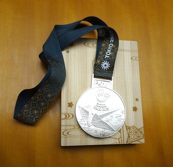 東京2025デフリンピック女子サッカーで銀メダル　岩渕亜依さんに船橋市特別功労表彰