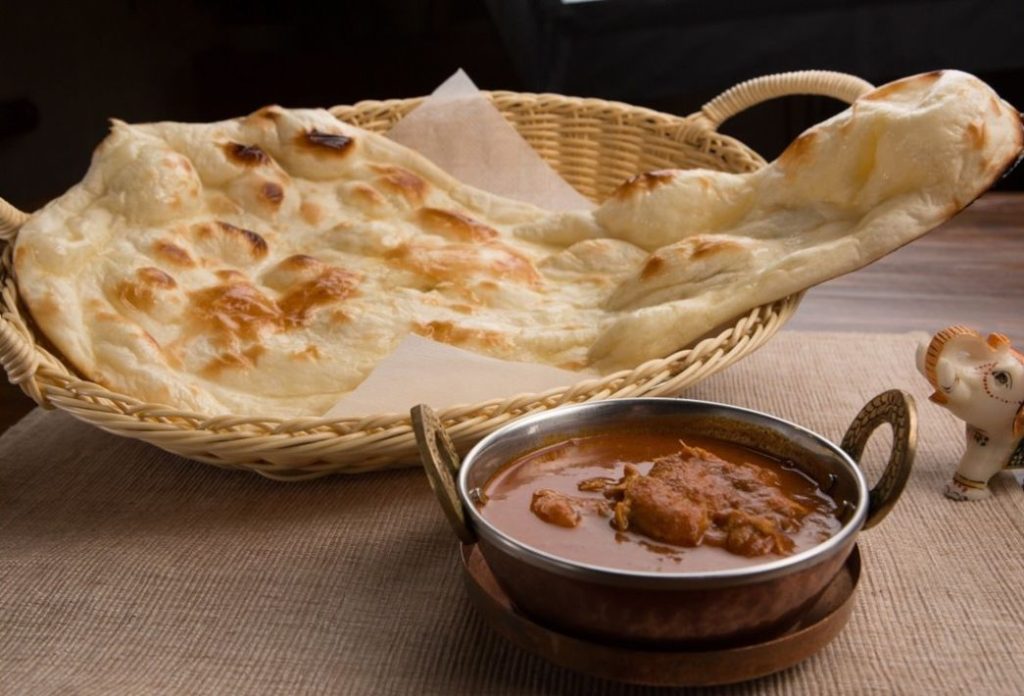 カレーナンセット　©SSP UNITED