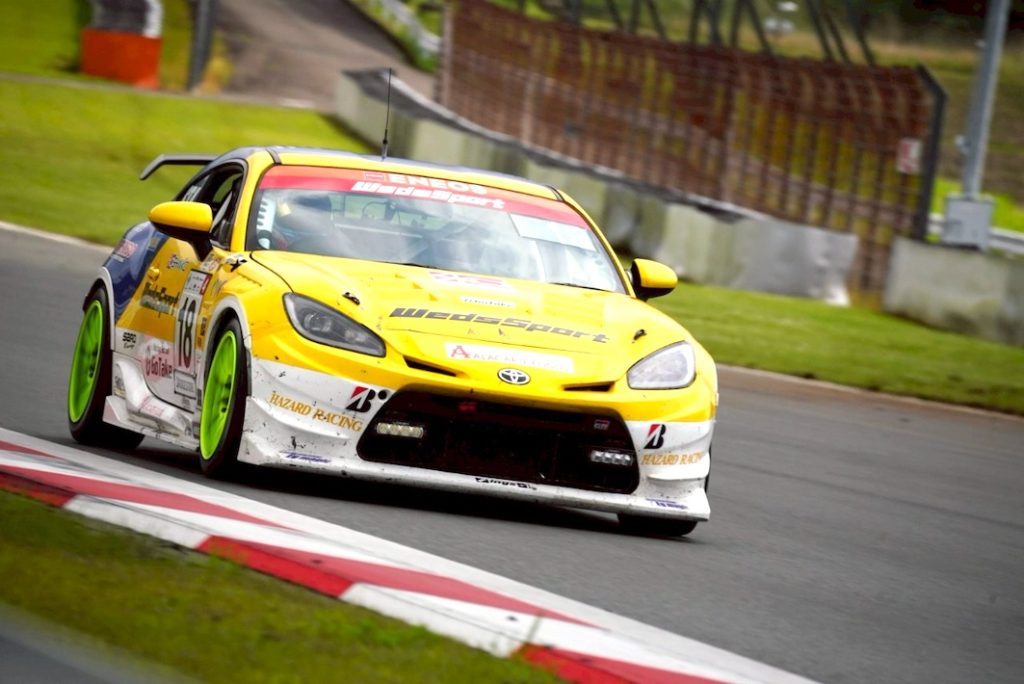 挑戦はいつからでも遅くない　49歳・元プロレーシングドライバーの挑戦