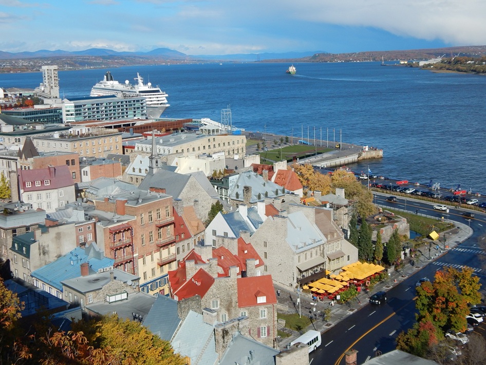 ケベック・シティ（カナダ）を訪ねて～作家・秋山秀一「旅の記憶(50)」