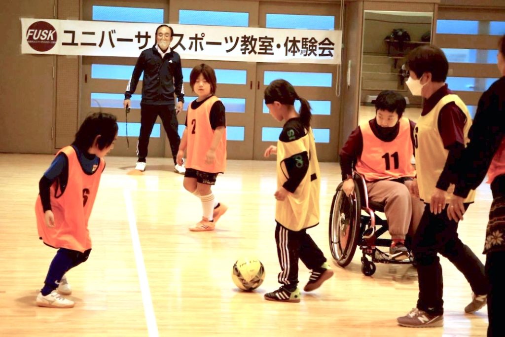 歩いてけがなく、おしゃべりして楽しく！　みんなが参加できる　ウォーキングフットボール