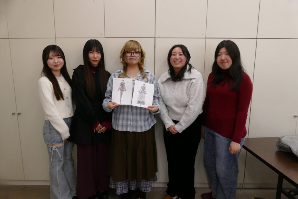 和洋女子大学の学生が制作した女子プロレス衣装を発表!選手からも高評価【船橋市・市川市】