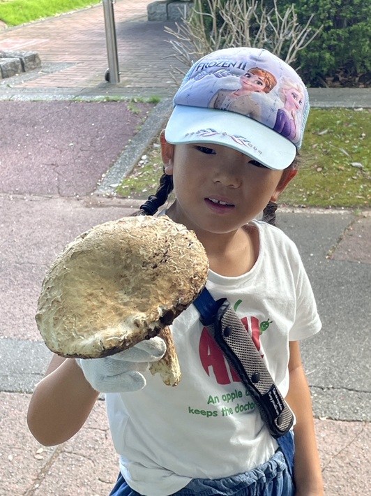 【習志野市】世代をつなぐ、くじら公園の親子清掃！思い出が息づく、あの公園で