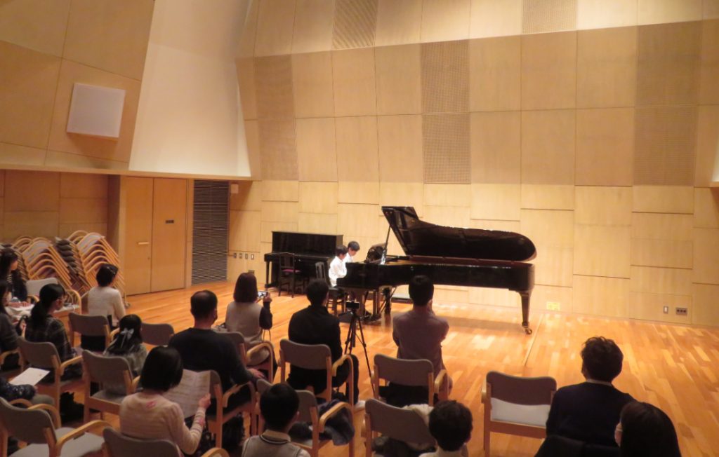 温かな雰囲気も「ファツィオリの会」の魅力