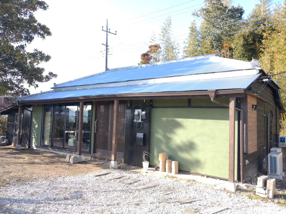 道具や資材を置いていた民家を自分たちでリフォームしたブルワリー