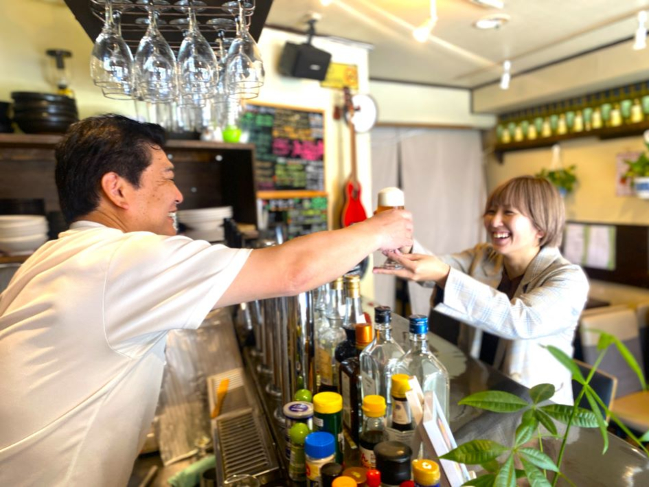 柏ブルワリー本店内の「クラフトバー柏ブルワリー」でも柏エールを楽しめる