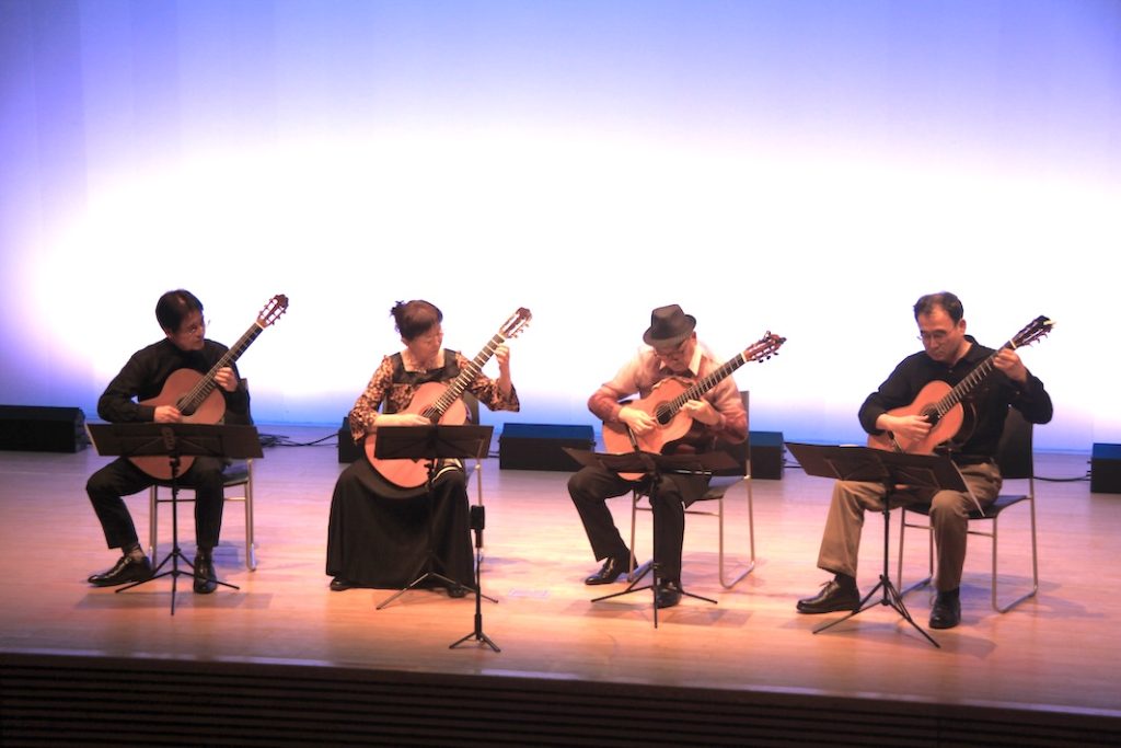 結成9年、初めて全員合奏に挑む ギターグループ「Sound Prime」