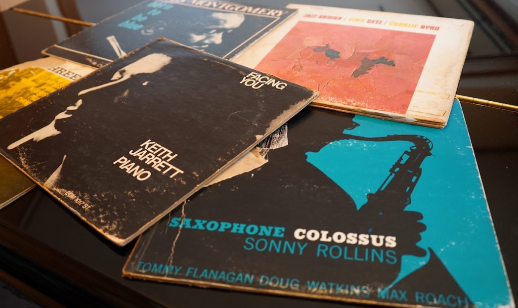 貴重なジャズの名盤を身近な場所で　懐かしくて新しい「出張ジャズ喫茶」