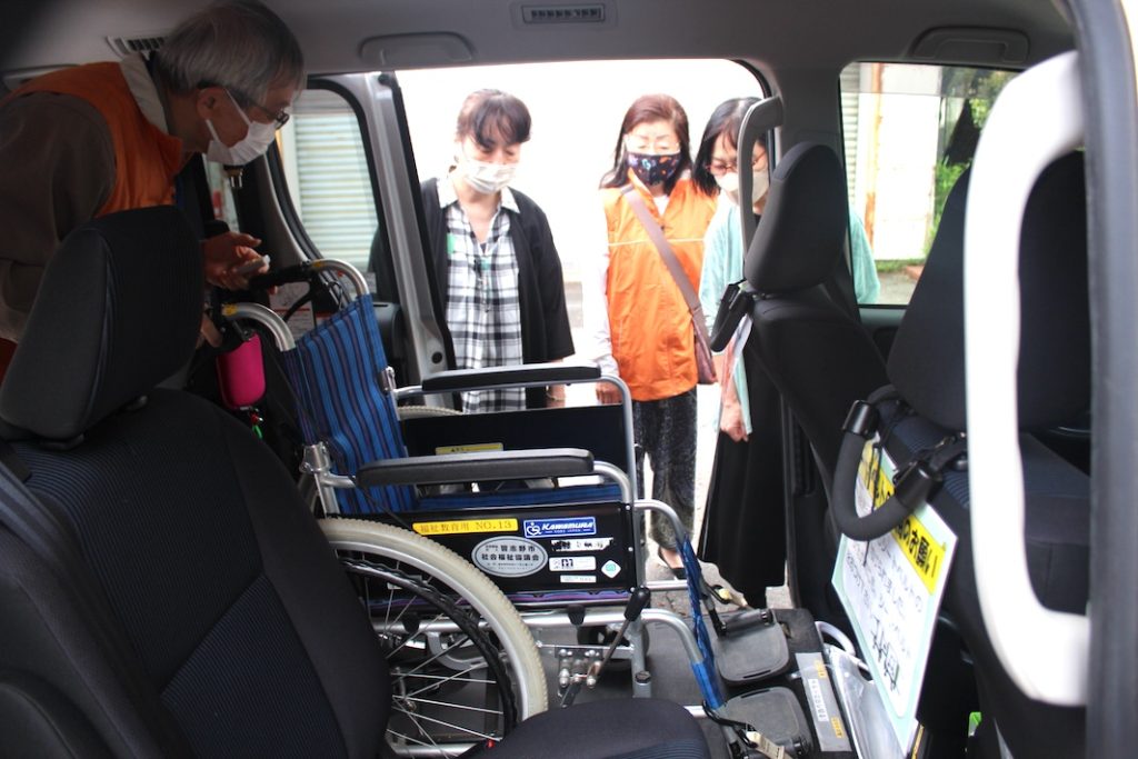 「ありがとう」が辞められない理由　習志野発、愛ある無料送迎「習志野市運転ボランティアの会」