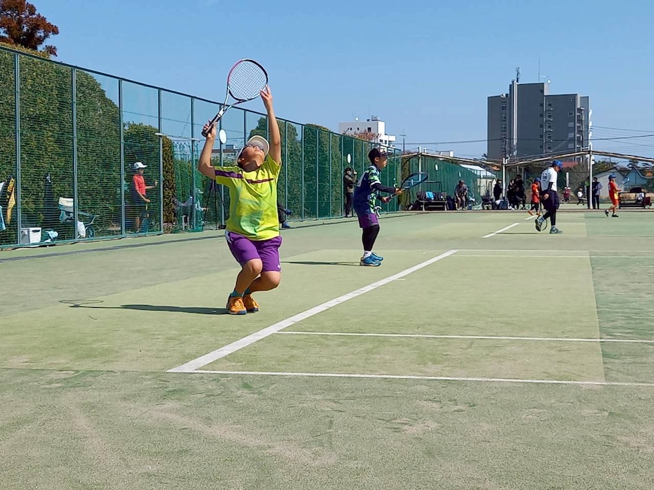 【船橋市】強みはチーム力！10年連続全国大会へ出場　船橋ジュニアソフトテニスクラブ