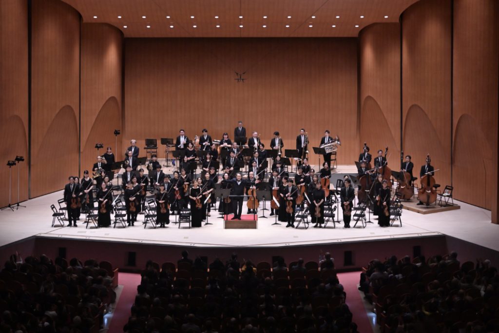 千葉交響楽団の演奏も