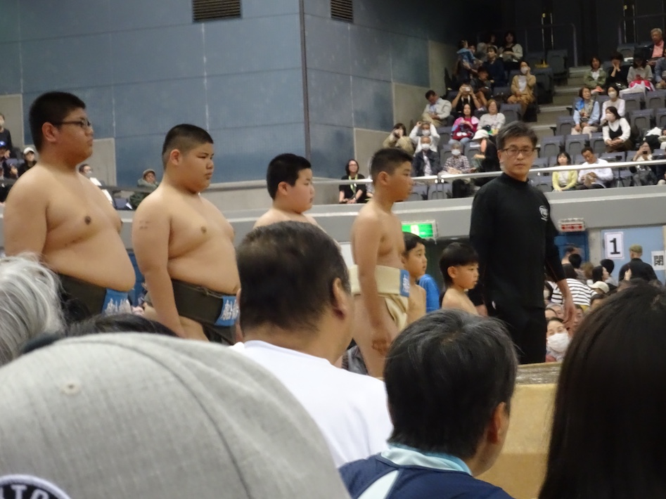 厳しくも伸び伸びと稽古中　船橋相撲クラブ