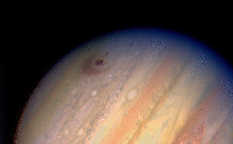 地球接近天体(NEO)から地球を守る「スペースガード」バラバラになりながら木星に衝突したシューマーカー・レヴィ9彗星©NASA