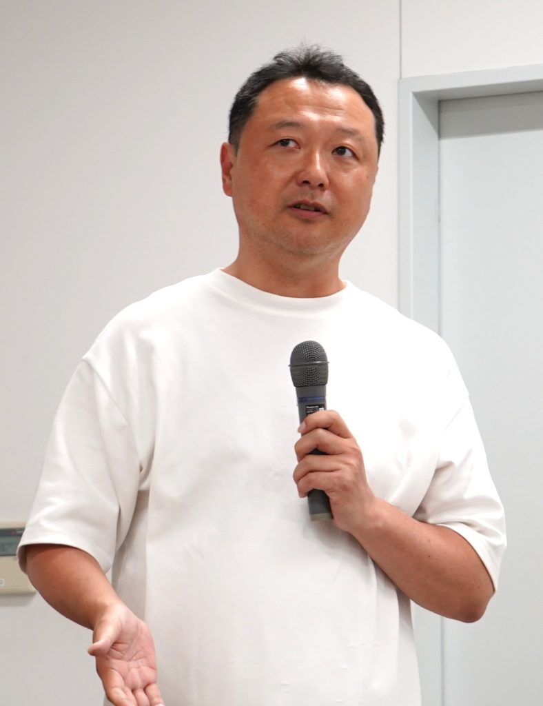 スポーツとアートの融合で唯一無二の一着を　サッカークラブ市川SC × イチカワフォント　新ユニホーム誕生