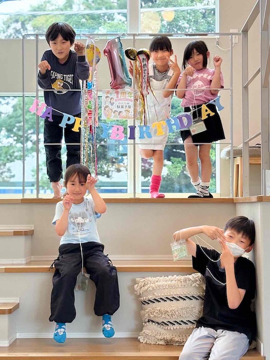 遊びも、学びも、地域でみんなで　こそだて応援サロン主催「みんなの駄菓子屋」 元気に開店！