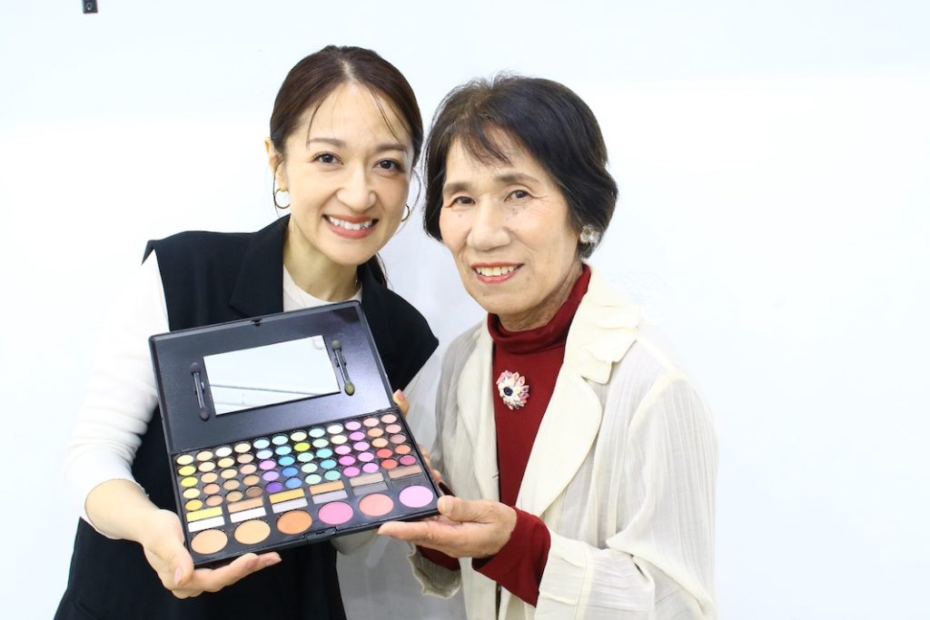 60代からはツヤと血色の「多幸感」がテーマ メイクのアップデート大作戦!