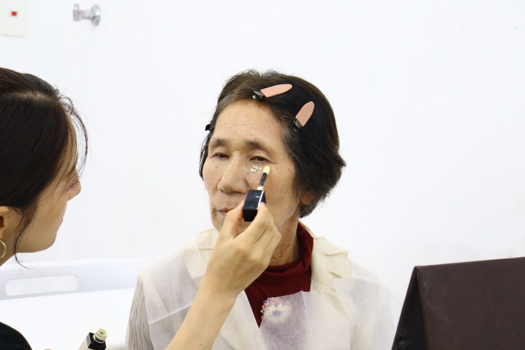 60代からはツヤと血色の「多幸感」がテーマ メイクのアップデート大作戦!