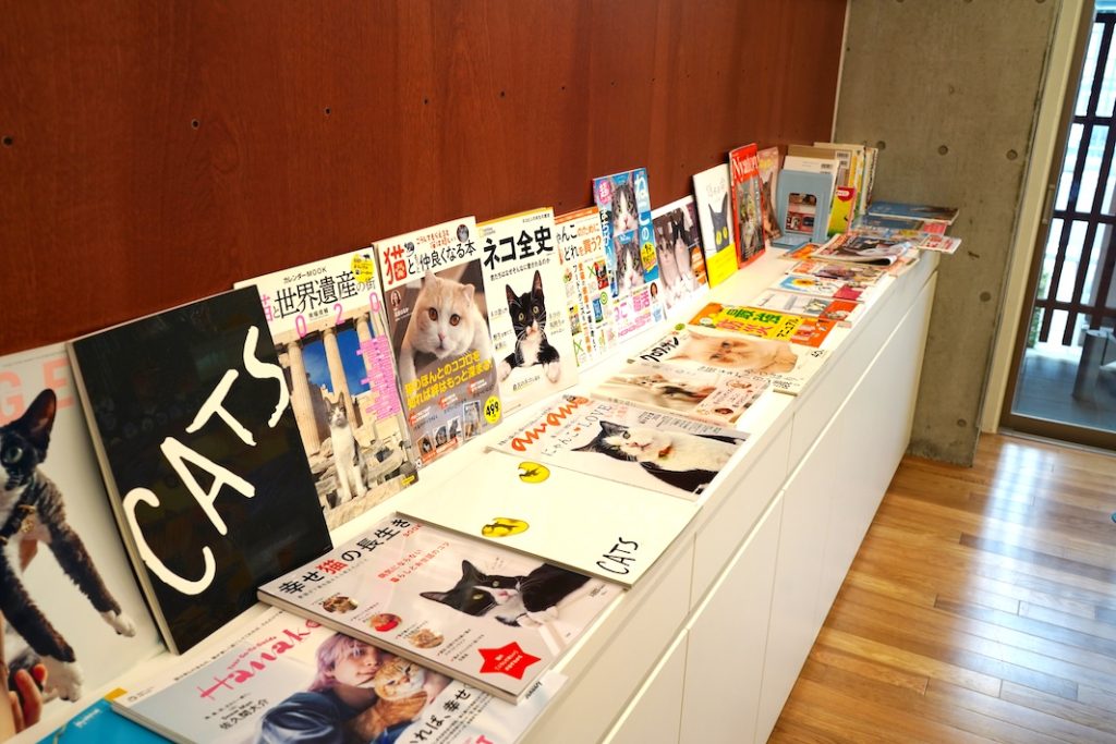 ニコットで「ねこっと」ってニャンだ？　猫の図書室「ねこっと」