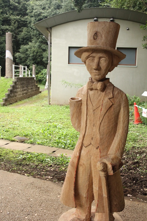 【船橋市】アンデルセン公園開園30周年記念企画　彫刻家関口恵美さんがアンデルセン像を公開制作中
