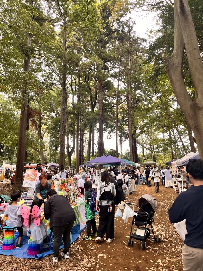 森で過ごす人気のマルシェ やちにしピクニック